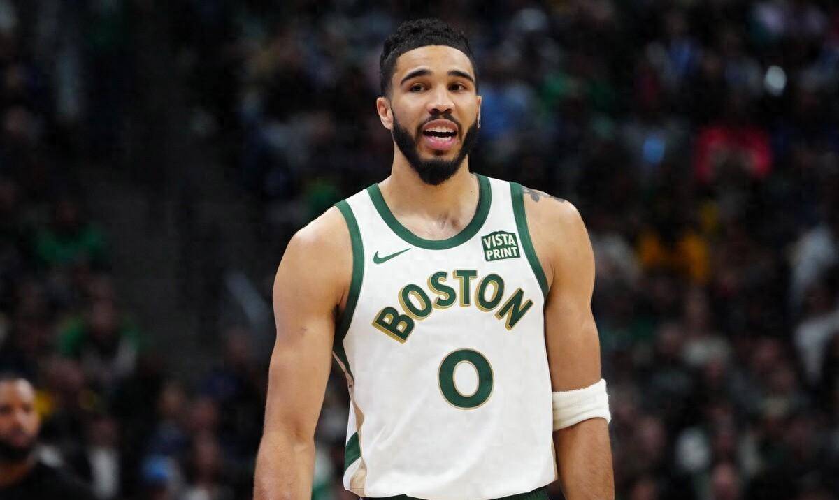 爱游戏在线-比赛规则变更引发热议！，塔图姆在掘金比赛中出色防守气势如虹延续的简单介绍